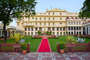 The Raj Palace (Small Luxury Hotels of the World)  Джайпур